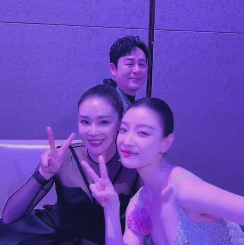 杨幂尖叫之夜吃瓜视频,揭秘现场幕后花絮与精彩瞬间