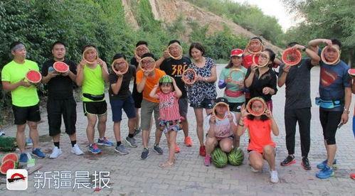 新疆乌鲁木齐吃瓜视频,瓜香四溢，欢乐无限